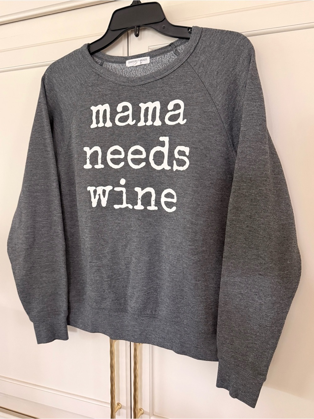 YEP! “Mama Needs Wine” Fun Grayson Threads Sweatshirt, Ladies Size Small